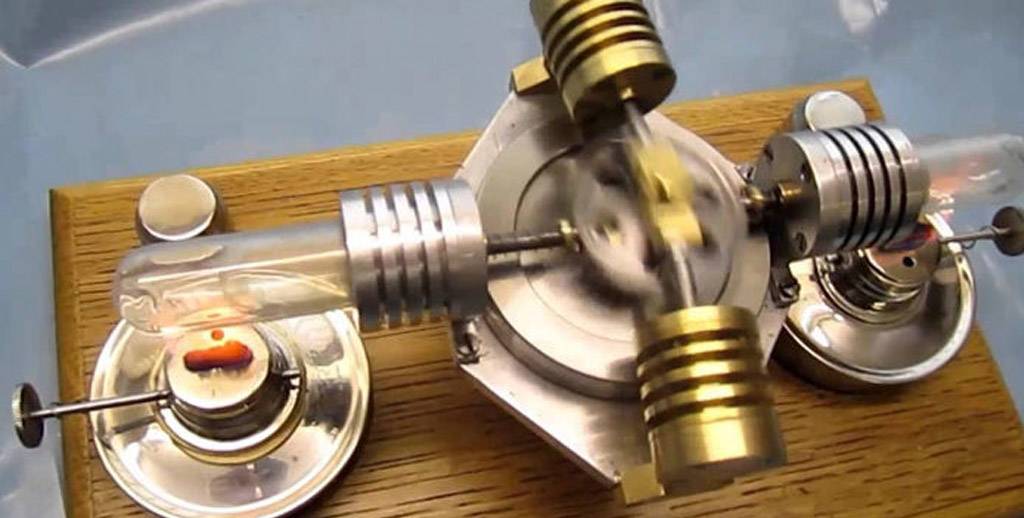 Two Cylinder Stirling Engine